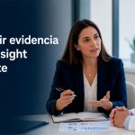 MSL conversando con profesional de la salud sobre evidencia científica